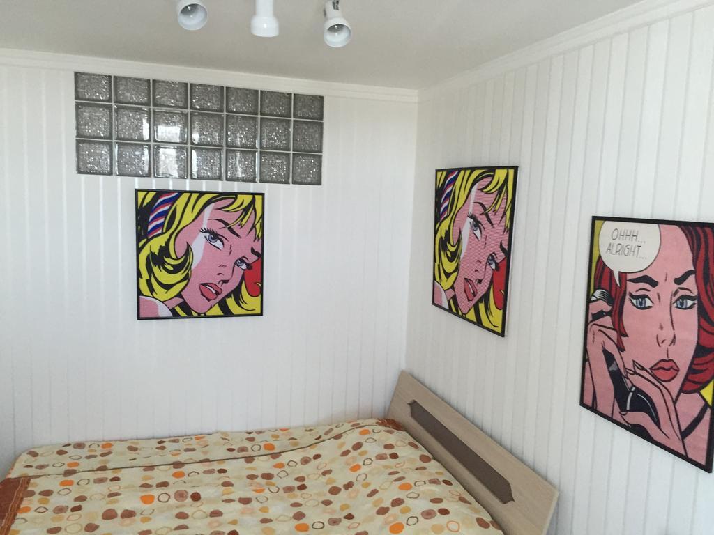 Stars Apartment Батуми Екстериор снимка