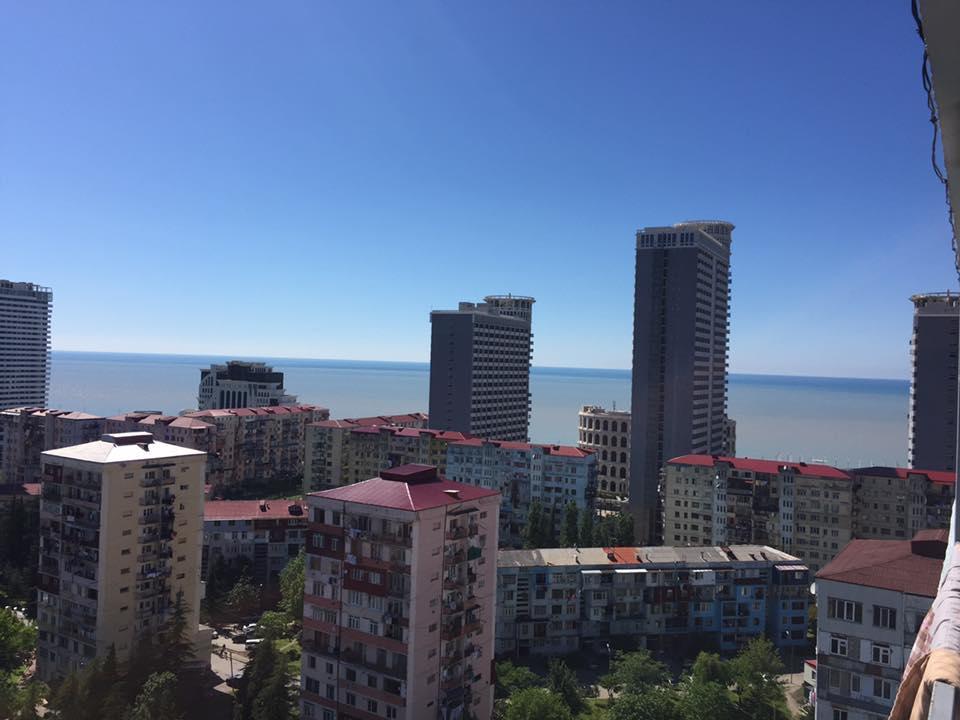 Stars Apartment Батуми Екстериор снимка
