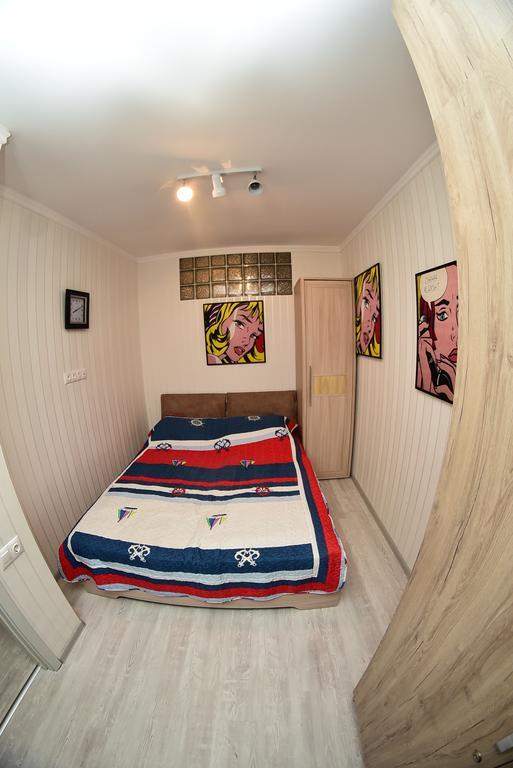 Stars Apartment Батуми Екстериор снимка